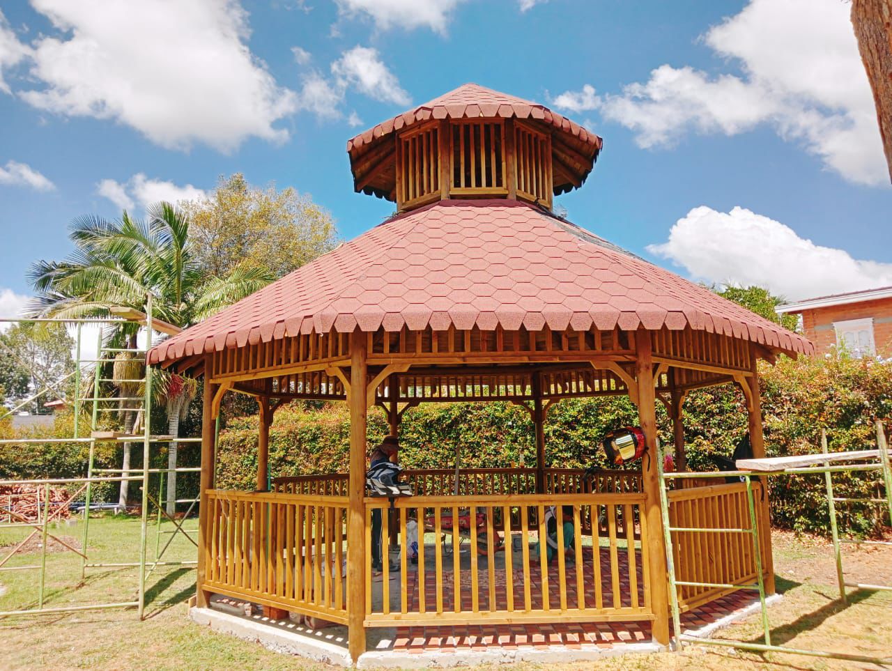 Teja shingle hex roja1